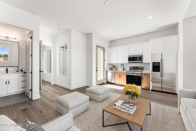 1933 E Long Rifle Road, Phoenix, AZ 85086