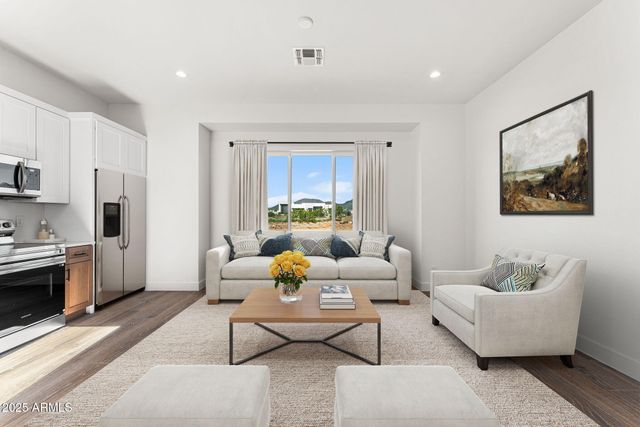 1933 E Long Rifle Road, Phoenix, AZ 85086