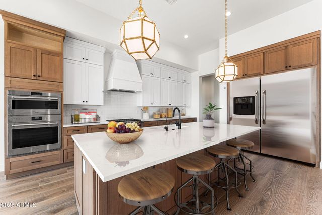 1933 E Long Rifle Road, Phoenix, AZ 85086