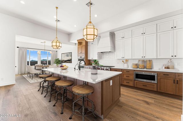 1933 E Long Rifle Road, Phoenix, AZ 85086