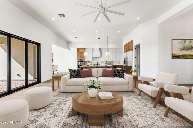 1933 E Long Rifle Road, Phoenix, AZ 85086