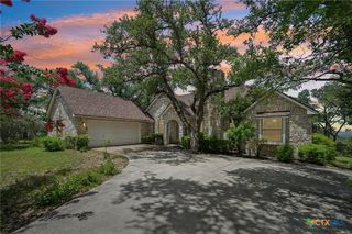 302 Mesa Drive, Wimberley, TX 78676