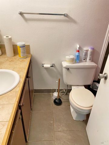 565 E Wigeon Way, Suisun City, CA 94585