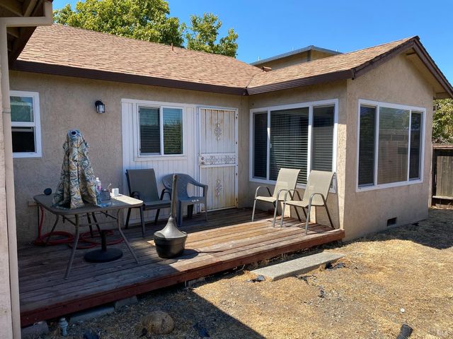 565 E Wigeon Way, Suisun City, CA 94585