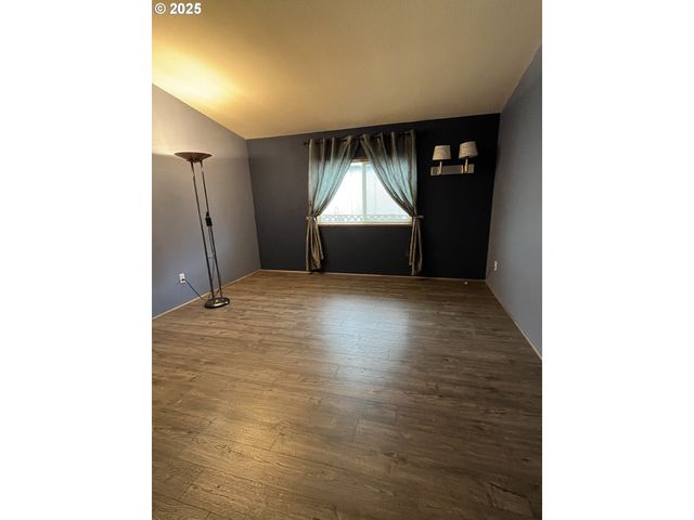 100 RIVER BEND Rd 118, Reedsport, OR 97467