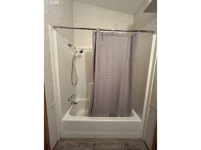 100 RIVER BEND Rd 118, Reedsport, OR 97467