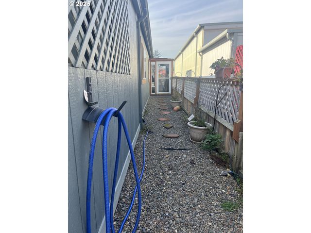 100 RIVER BEND Rd 118, Reedsport, OR 97467