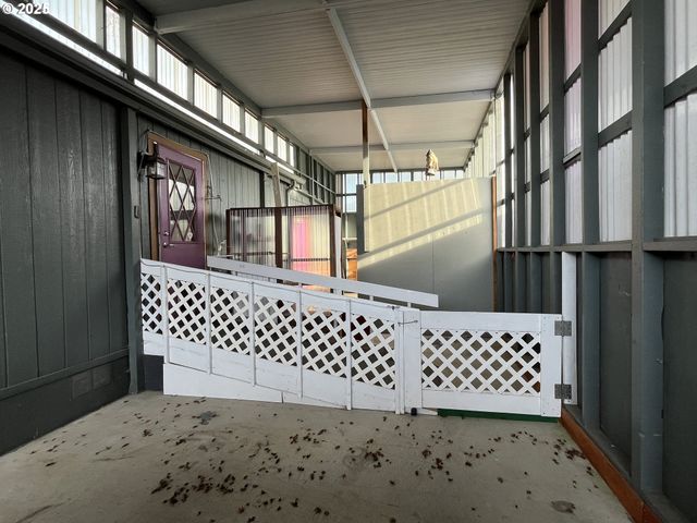 100 RIVER BEND Rd 118, Reedsport, OR 97467