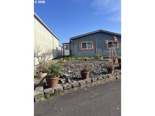 100 RIVER BEND Rd 118, Reedsport, OR 97467