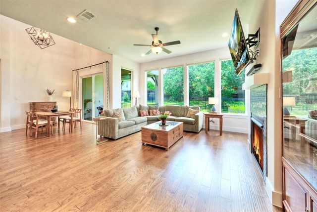 2413 Berkleys Brook DR 63, Austin, TX 78738