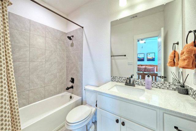 2413 Berkleys Brook DR 63, Austin, TX 78738