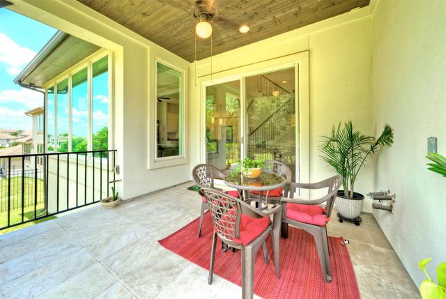 2413 Berkleys Brook DR 63, Austin, TX 78738
