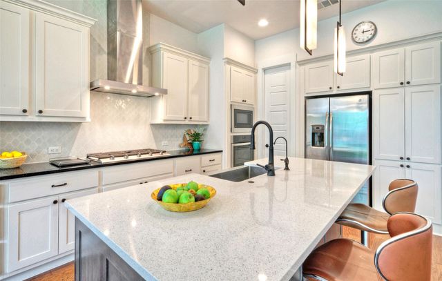 2413 Berkleys Brook DR 63, Austin, TX 78738