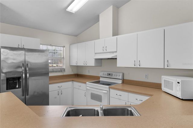 2077 SW 42ND LANE, Gainesville, FL 32608