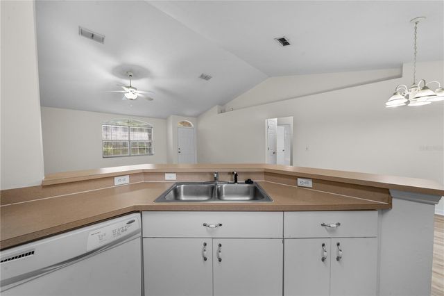 2077 SW 42ND LANE, Gainesville, FL 32608