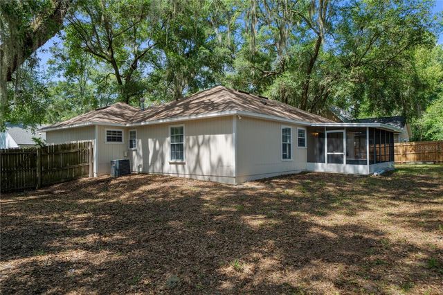 2077 SW 42ND LANE, Gainesville, FL 32608