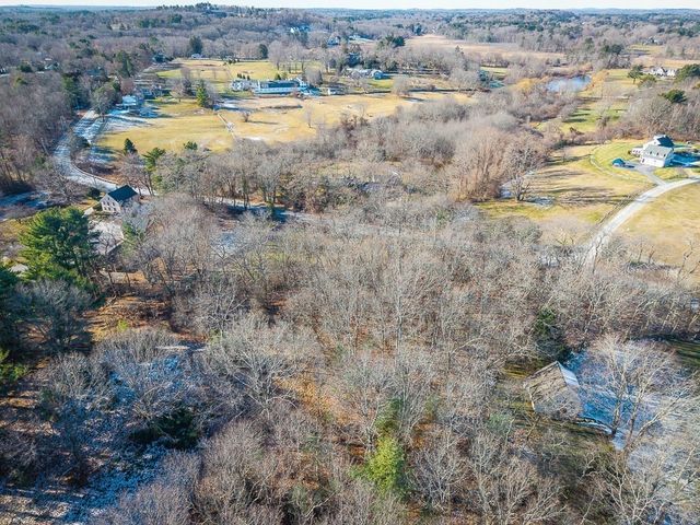 399 Bridge Street, Hamilton, MA 01982