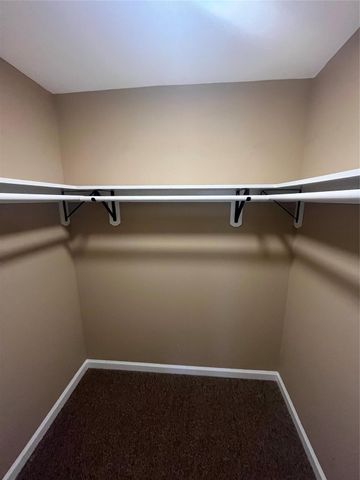 100 N 18th Avenue N, Texas City, TX 77590