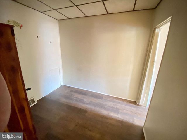 1635 S ROSEWOOD ST, Philadelphia, PA 19145