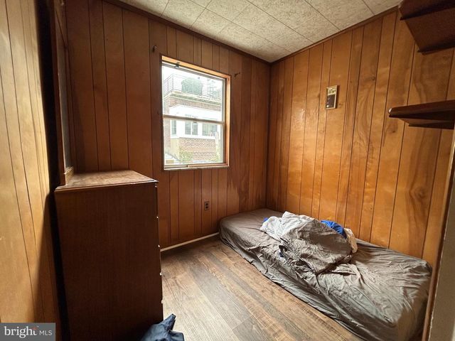 1635 S ROSEWOOD ST, Philadelphia, PA 19145