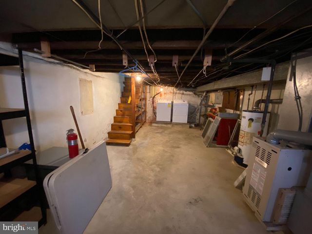 1635 S ROSEWOOD ST, Philadelphia, PA 19145
