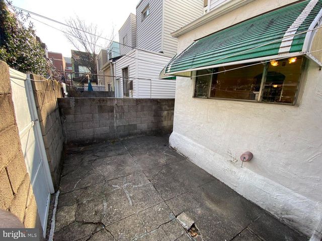 1635 S ROSEWOOD ST, Philadelphia, PA 19145
