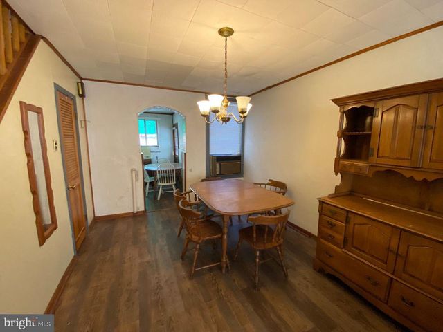1635 S ROSEWOOD ST, Philadelphia, PA 19145