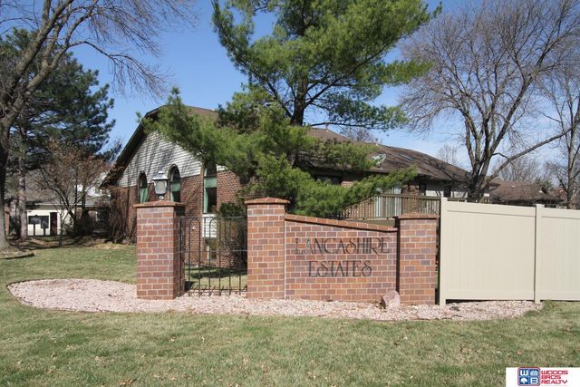 740 Lancashire Court, Lincoln, NE 68510