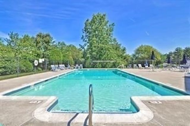 6 Jennifer Lane 6, Stoughton, MA 02072