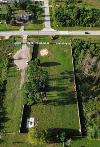 1229 County Road 5100 Road, Cleveland, TX 77327