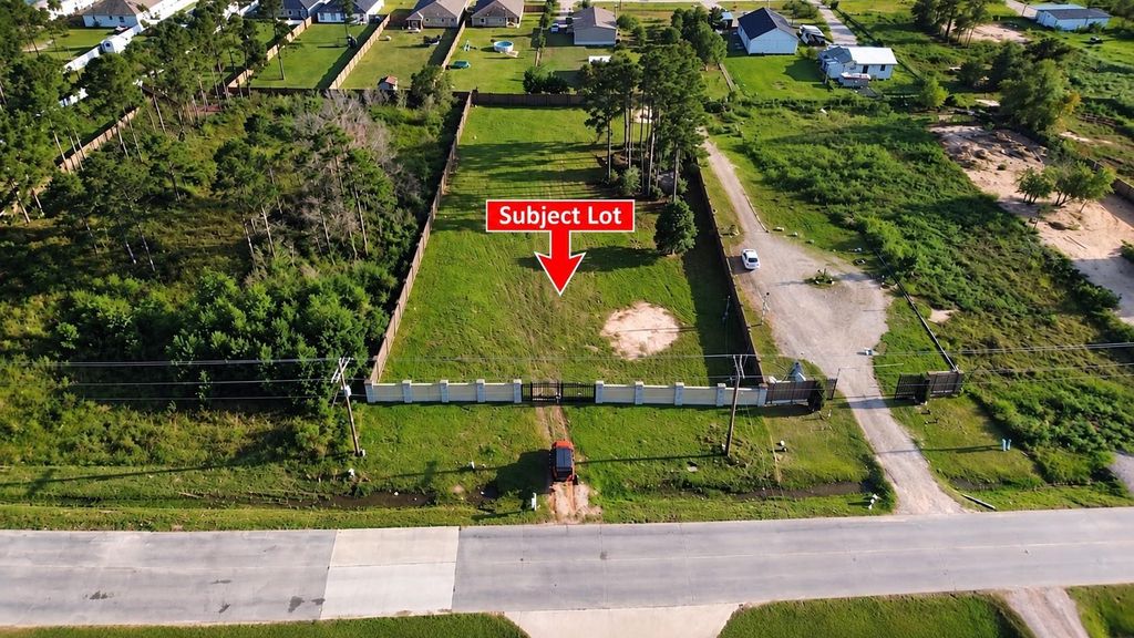 1229 County Road 5100 Road, Cleveland, TX 77327