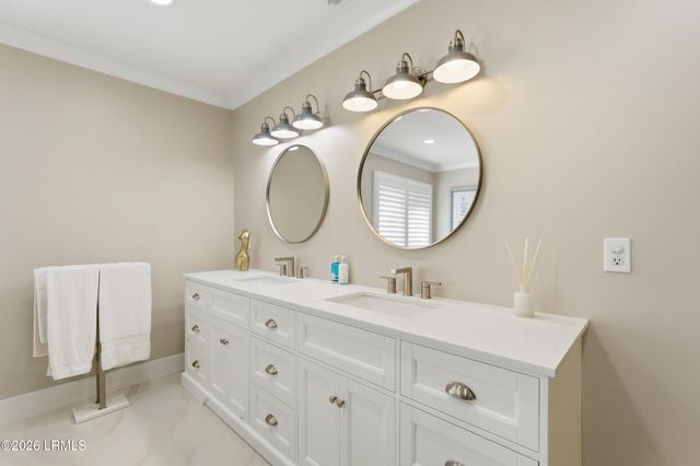 13 Lenora Drive, Hilton Head Island, SC 29926