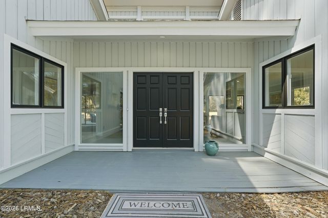 13 Lenora Drive, Hilton Head Island, SC 29926