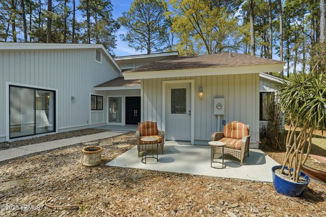 13 Lenora Drive, Hilton Head Island, SC 29926