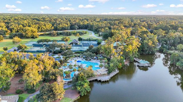 13 Lenora Drive, Hilton Head Island, SC 29926