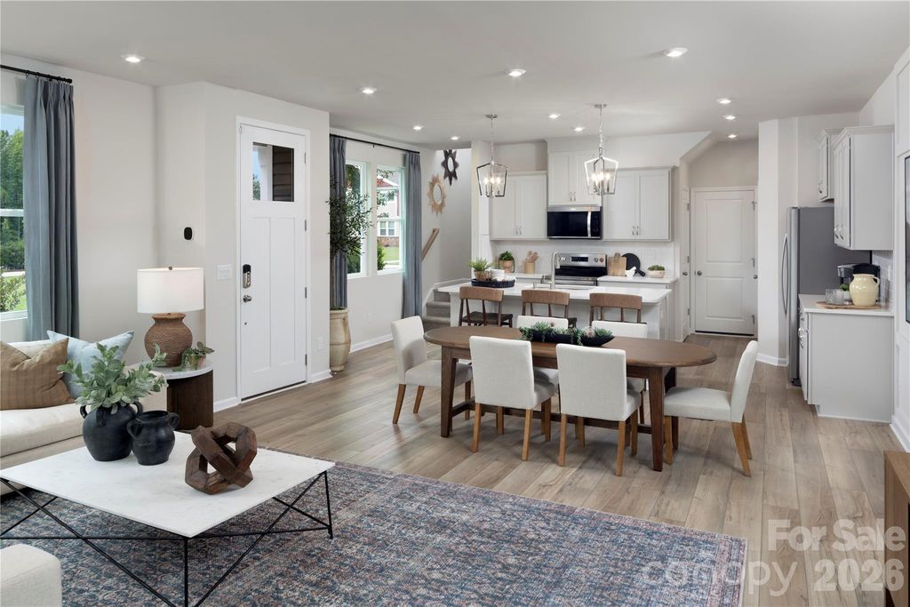 1301 Vibrant Road, Charlotte, NC 28215