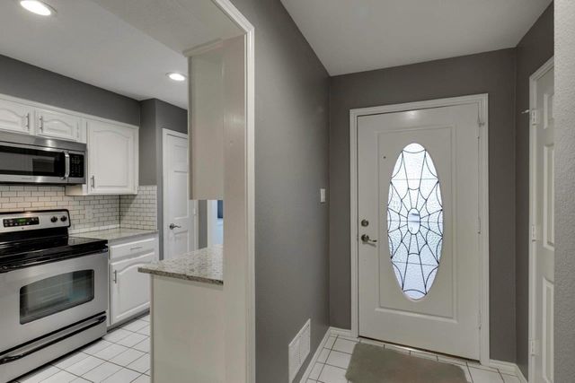 404 S Fannin Street C, Rockwall, TX 75087