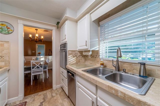 603 W PENNSYLVANIA AVENUE, Deland, FL 32720