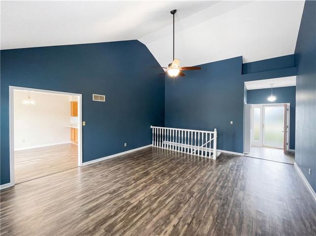 1703 Park Lane, Kearney, MO 64060