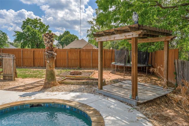 4890 Mulligan Circle, Shreveport, LA 71107