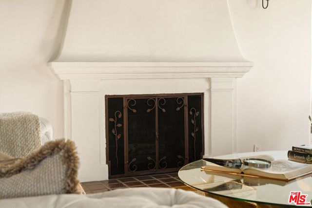 3706 Effingham Place, Los Angeles, CA 90027