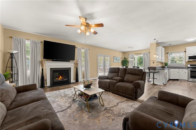 4301 Greenbriar Dr, Chesterfield, VA 23831