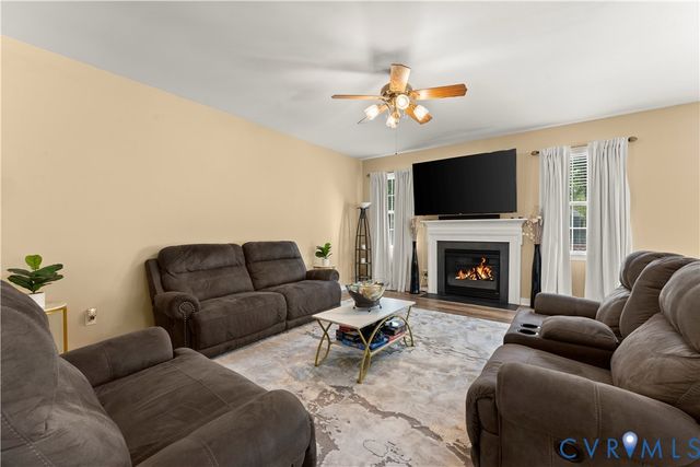 4301 Greenbriar Dr, Chesterfield, VA 23831
