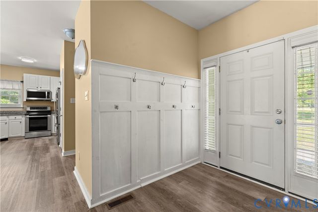 4301 Greenbriar Dr, Chesterfield, VA 23831