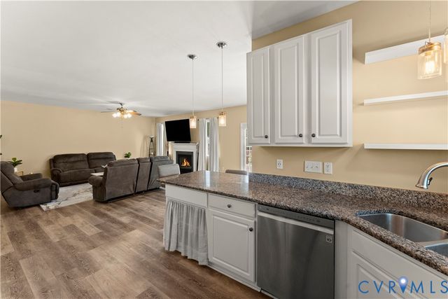 4301 Greenbriar Dr, Chesterfield, VA 23831