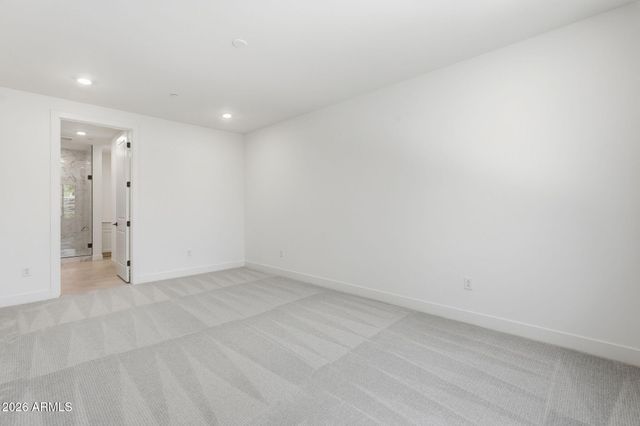 2121 W SONORAN DESERT Drive 158, Phoenix, AZ 85085