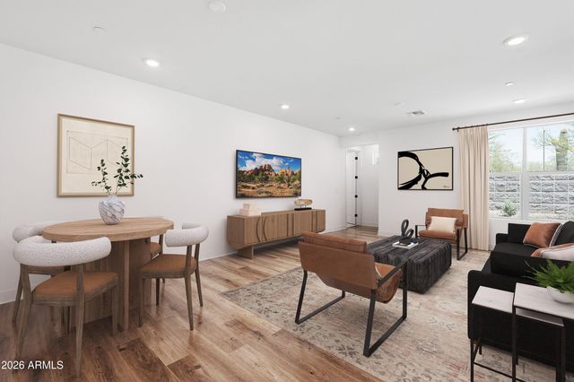 2121 W SONORAN DESERT Drive 158, Phoenix, AZ 85085