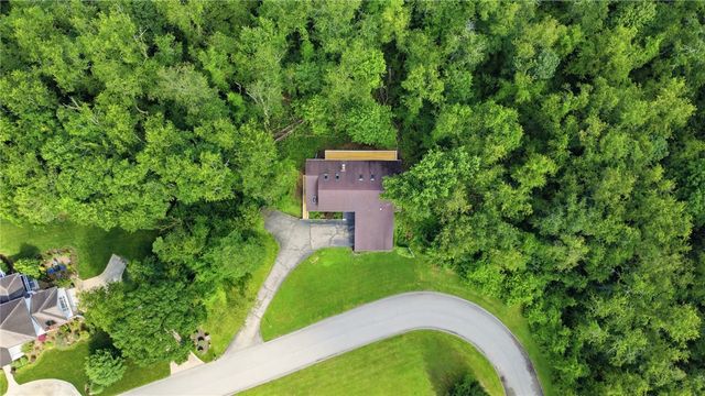 111 Balboa Drive, Monongahela, PA 15063