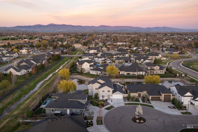 1170 N Champions Pl, Eagle, ID 83616