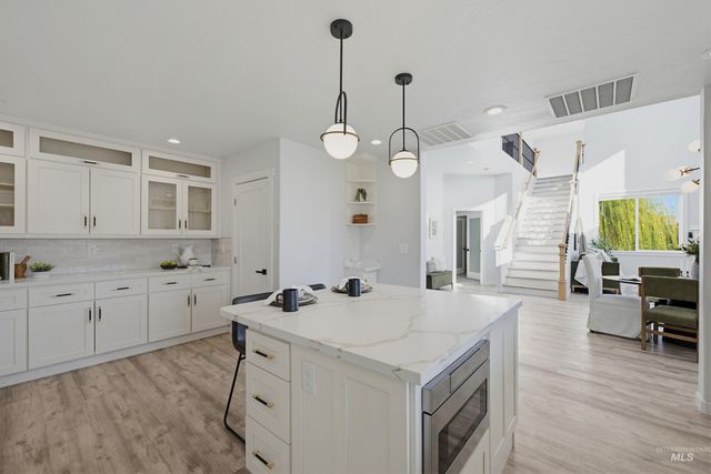 1170 N Champions Pl, Eagle, ID 83616